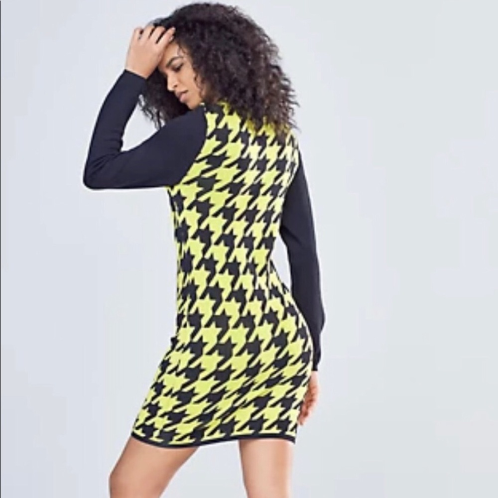 🕶️ Houndstooth Dress Gabrielle Union - Picture 5 of 9